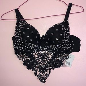 FASHION NOVA JEWEL FESTIVAL BRA TOP